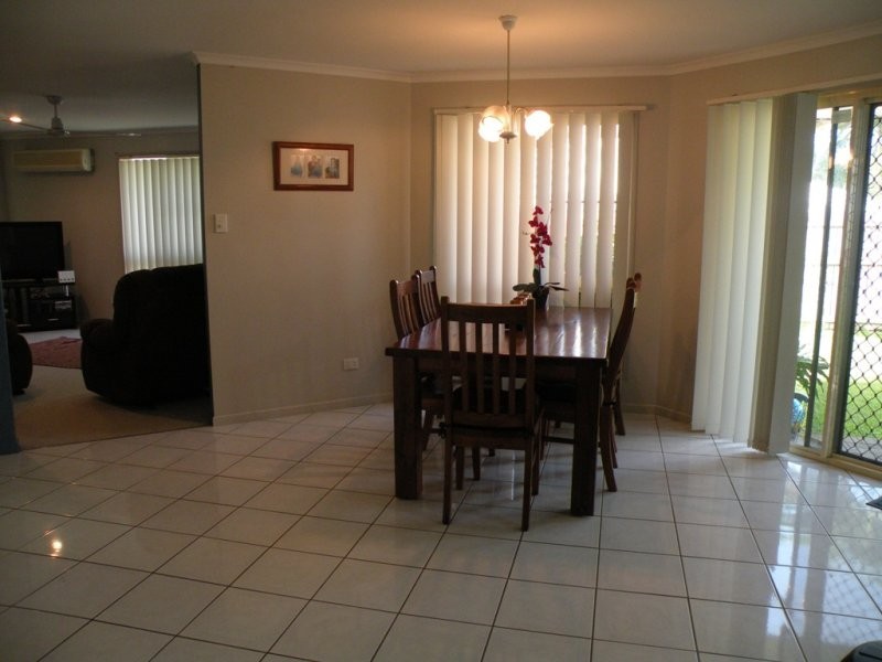 13 Kidston Avenue, Rural View QLD 4740