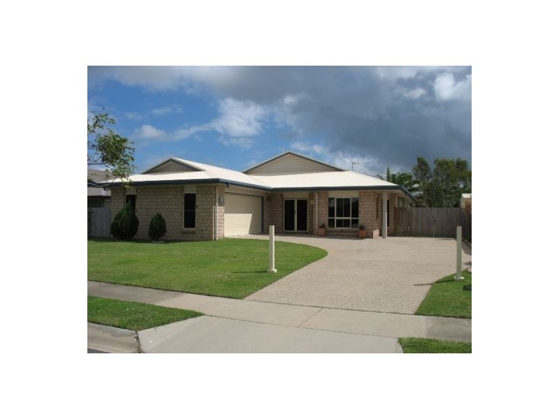 16 Monash Way, Ooralea QLD 4740