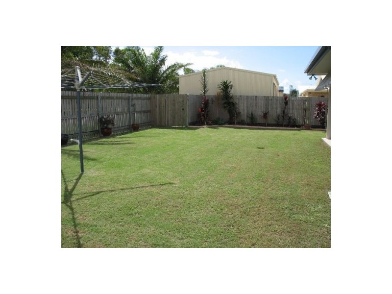 16 Monash Way, Ooralea QLD 4740