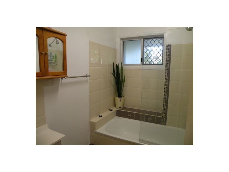 9 Theresa Court, Freshwater Point QLD 4737