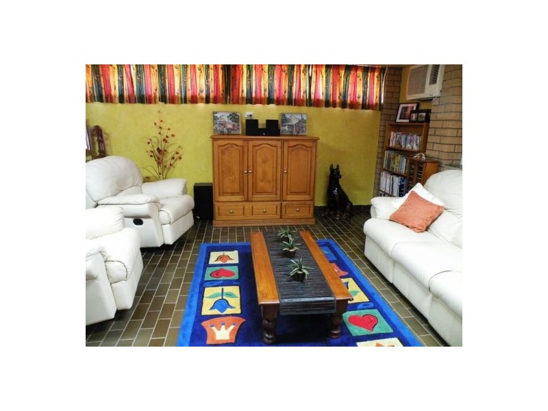 24 Thorning Street, West Mackay QLD 4740