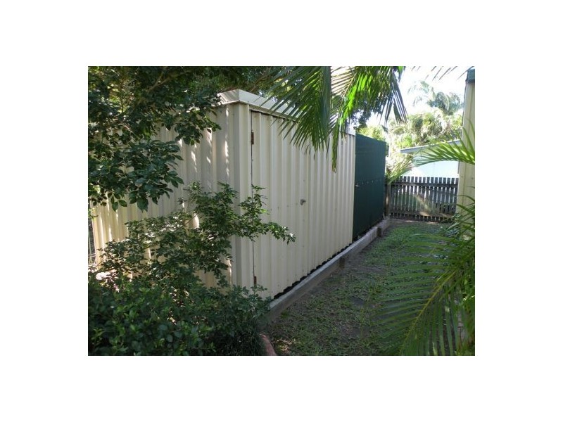 24 Thorning Street, West Mackay QLD 4740
