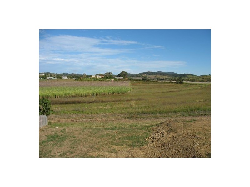 13 Shuttlewood Drive, Mackay QLD 4740