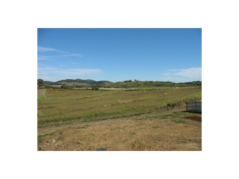 13 Shuttlewood Drive, Mackay QLD 4740