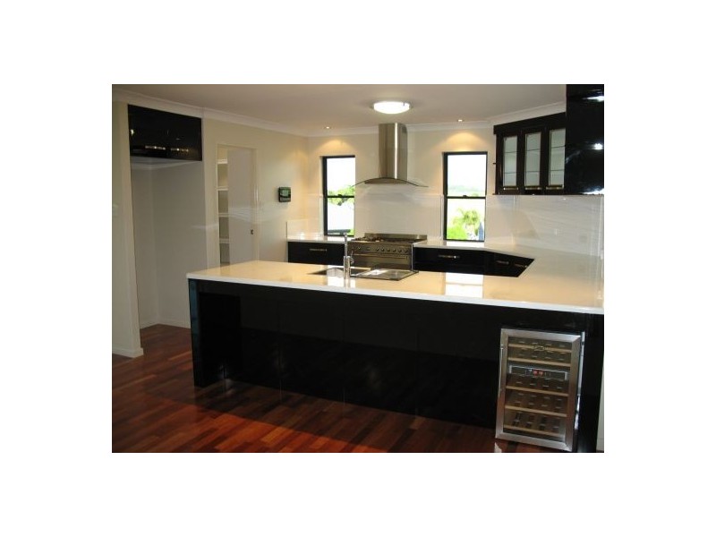 13 Shuttlewood Drive, Mackay QLD 4740