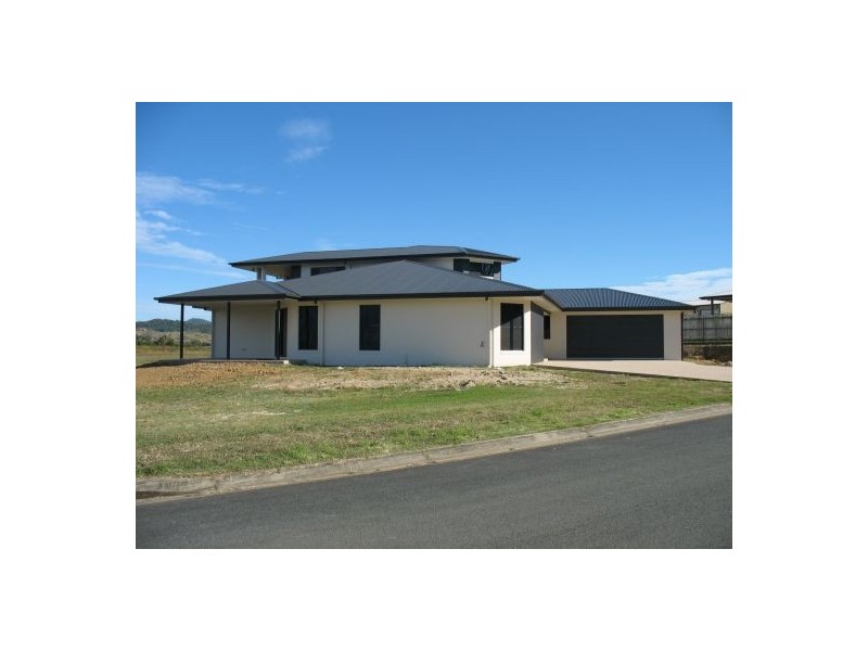 13 Shuttlewood Drive, Mackay QLD 4740