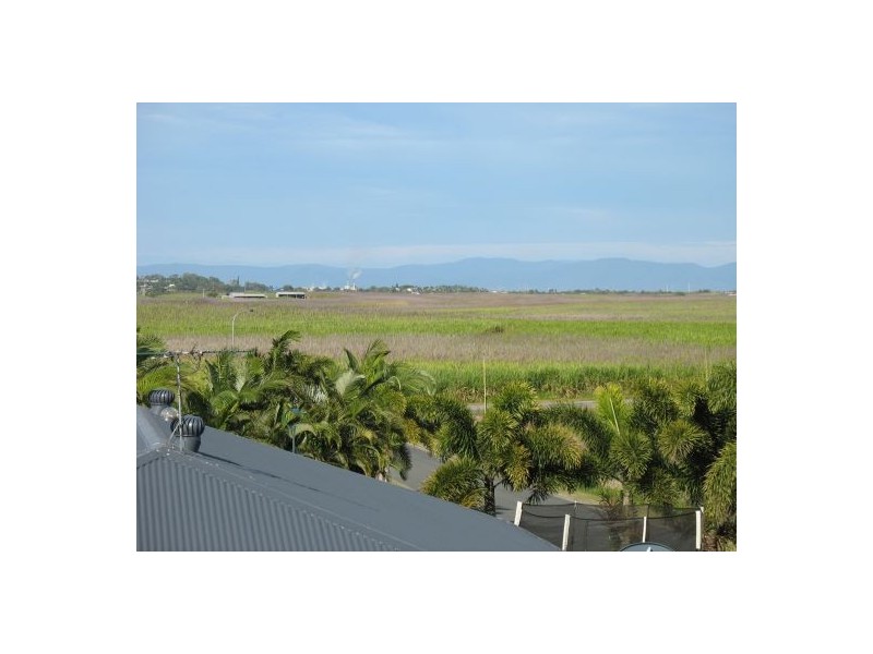 13 Shuttlewood Drive, Mackay QLD 4740