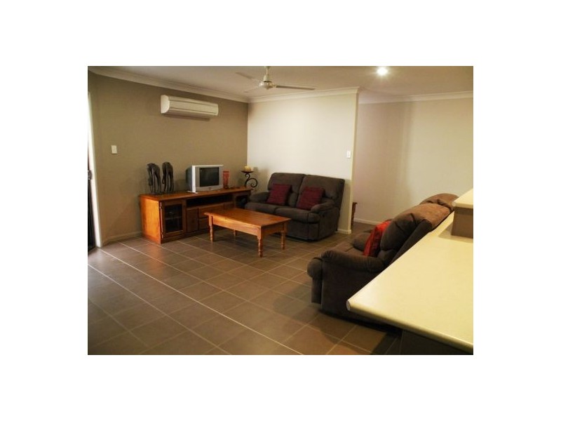 4 Hawkins Street, Bucasia QLD 4750