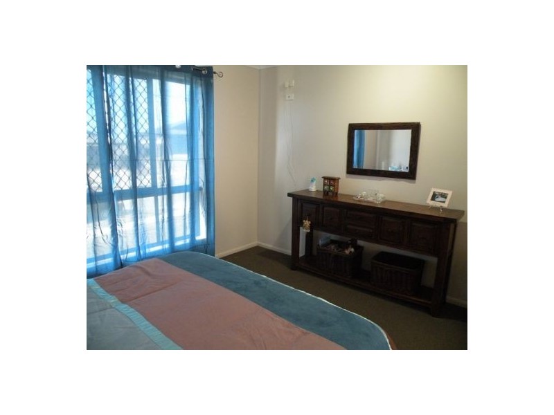 4 Hawkins Street, Bucasia QLD 4750