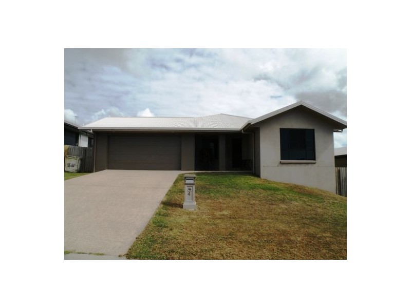 4 Hawkins Street, Bucasia QLD 4750