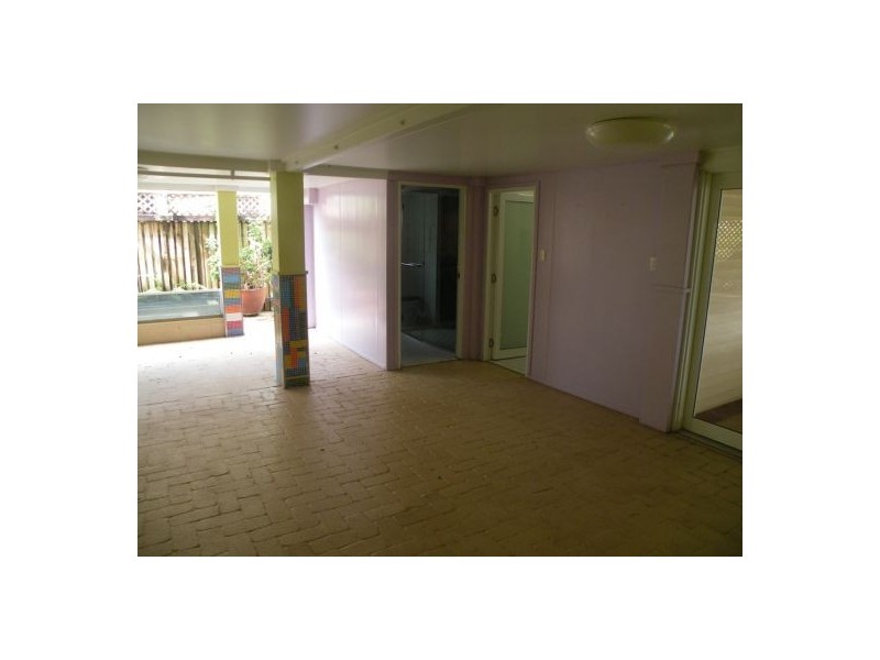 49 Holland Street, West Mackay QLD 4740