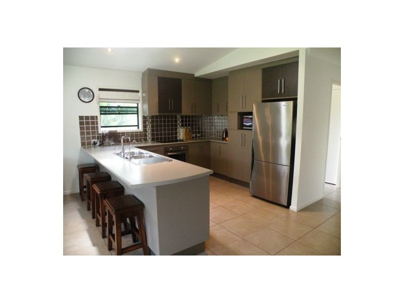 1 Bangalow Court, Andergrove QLD 4740