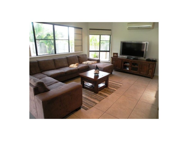 1 Bangalow Court, Andergrove QLD 4740