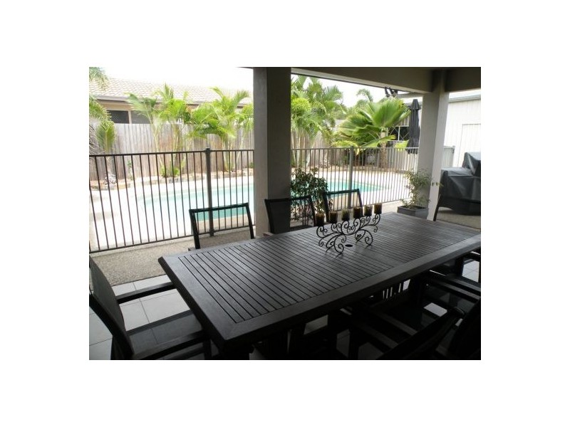 1 Bangalow Court, Andergrove QLD 4740