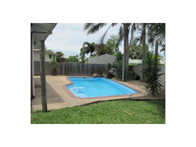 19 Glenella-Richmond Road, Glenella QLD 4740