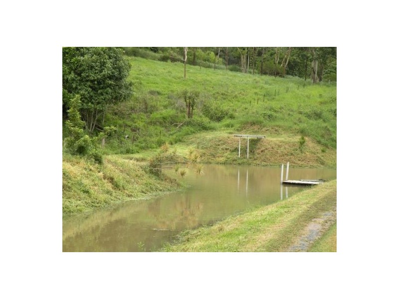 76 Miltons Lookout Road, Hampden QLD 4741