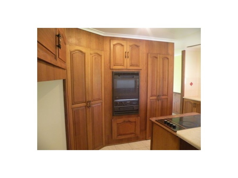 76 Miltons Lookout Road, Hampden QLD 4741