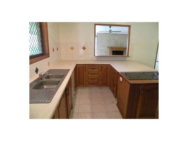 76 Miltons Lookout Road, Hampden QLD 4741