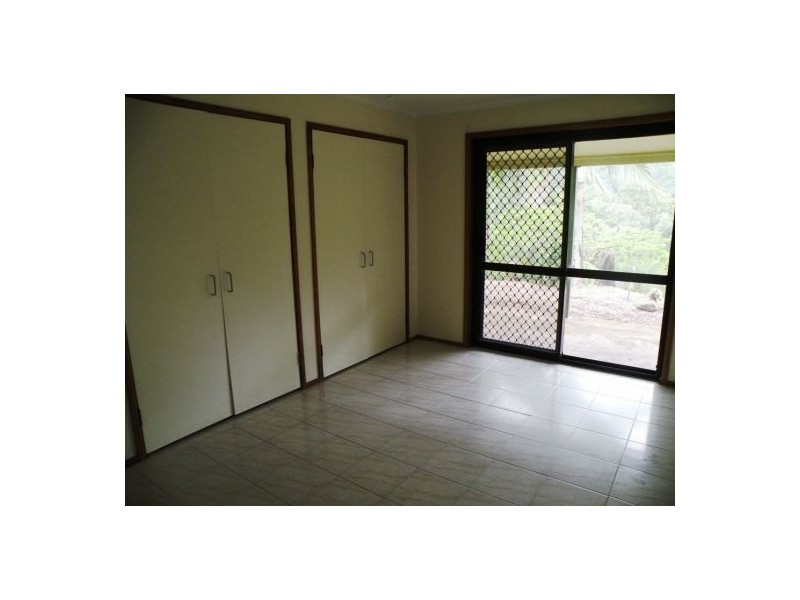 76 Miltons Lookout Road, Hampden QLD 4741