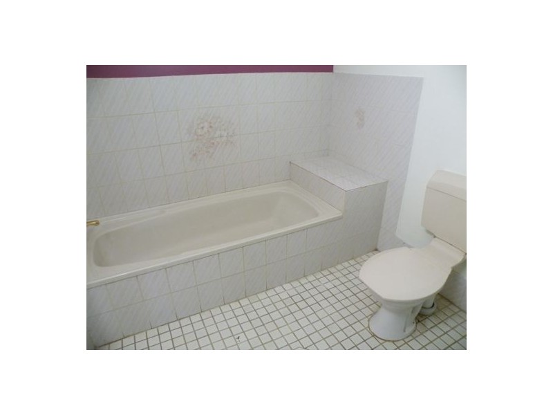 76 Miltons Lookout Road, Hampden QLD 4741