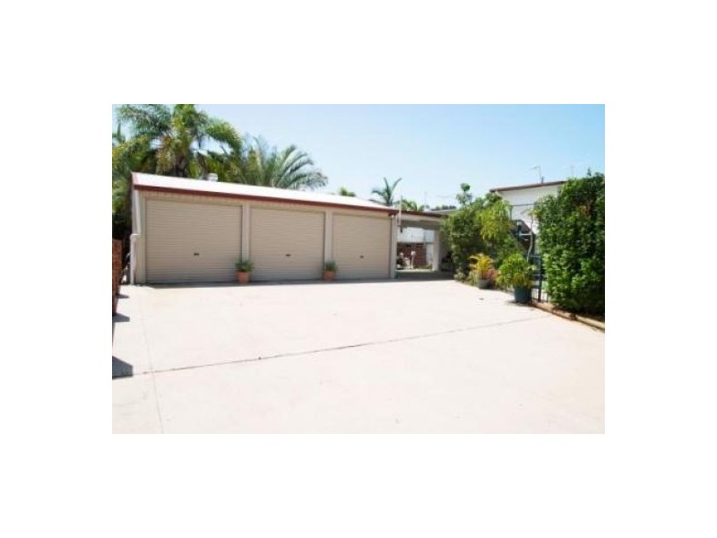 38 Binnington Esplanade, East Mackay QLD 4740