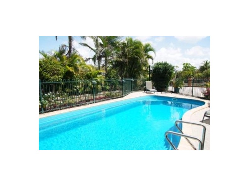 38 Binnington Esplanade, East Mackay QLD 4740