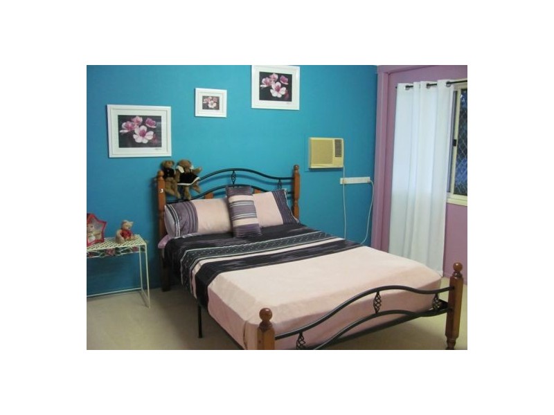 18 Morris Street, Campwin Beach QLD 4737