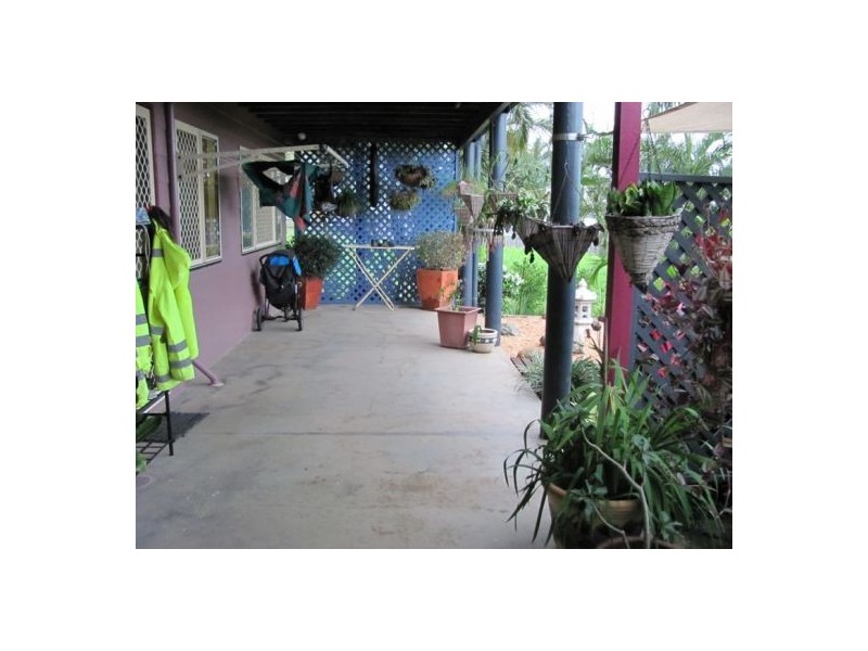 18 Morris Street, Campwin Beach QLD 4737