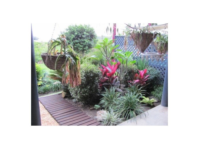 18 Morris Street, Campwin Beach QLD 4737