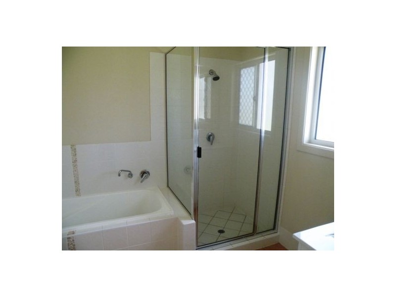 4 Turner Street, Mackay QLD 4740