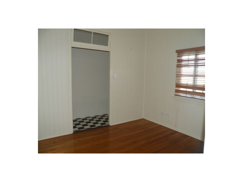 4 Turner Street, Mackay QLD 4740