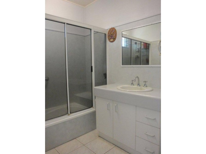 33 Mumby Street, Koumala QLD 4738