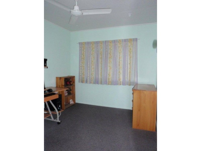 33 Mumby Street, Koumala QLD 4738