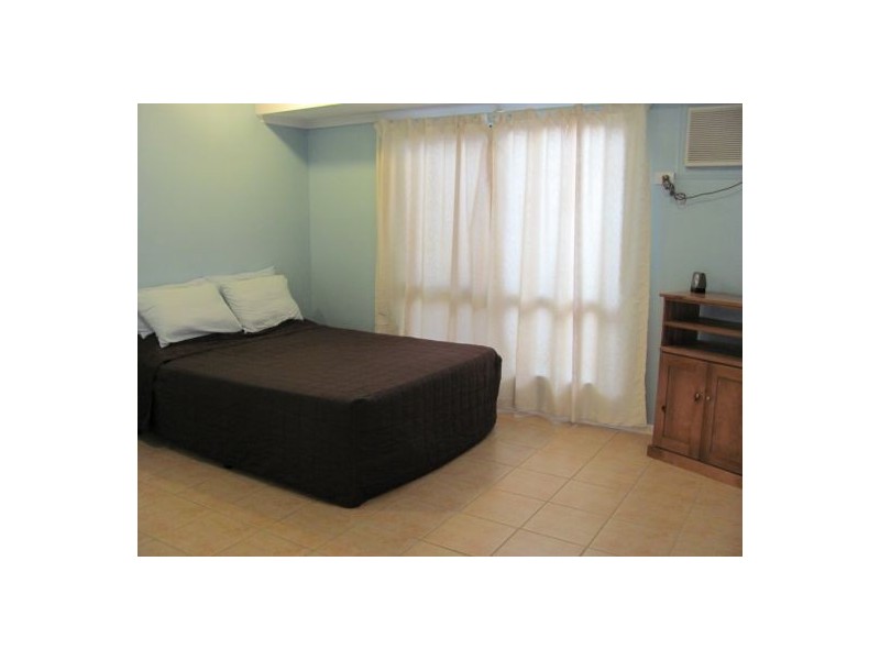 13 Angelina Ave, Glenella QLD 4740