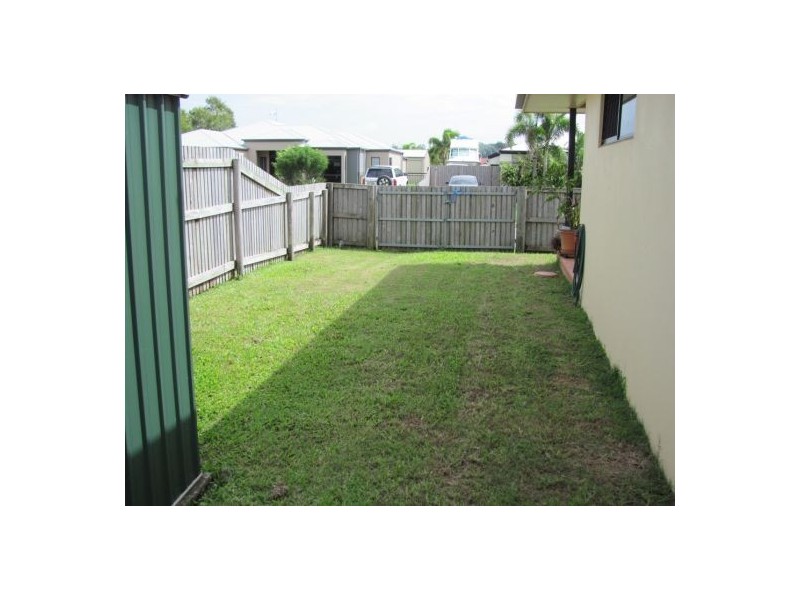 13 Angelina Ave, Glenella QLD 4740