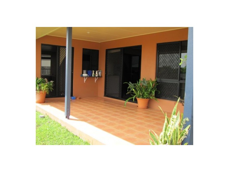 13 Angelina Ave, Glenella QLD 4740