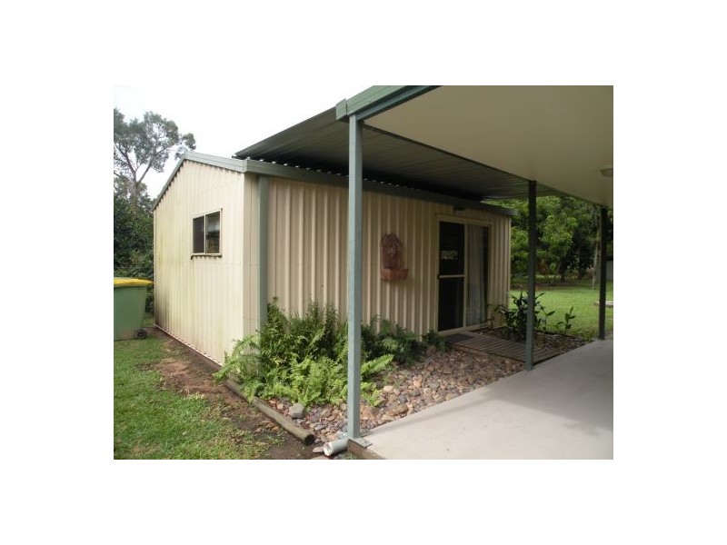 9 Theresa Court, Armstrong Beach QLD 4737