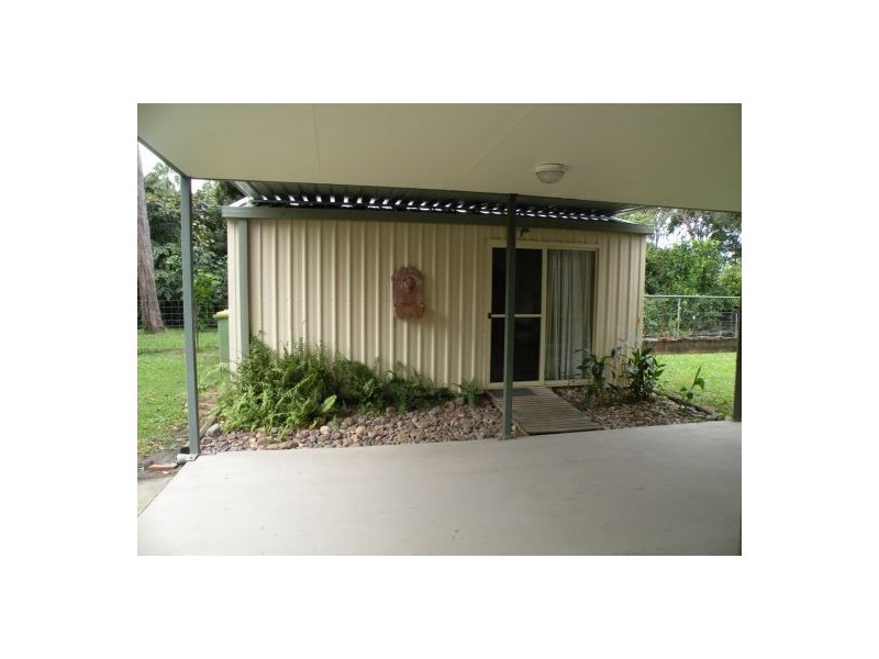 9 Theresa Court, Armstrong Beach QLD 4737