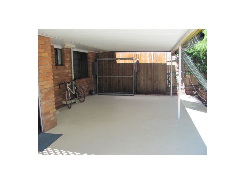 2/11 Stuart Street, Mount Pleasant QLD 4740