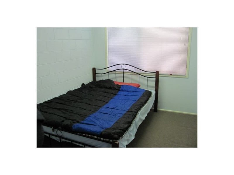 2/11 Stuart Street, Mount Pleasant QLD 4740