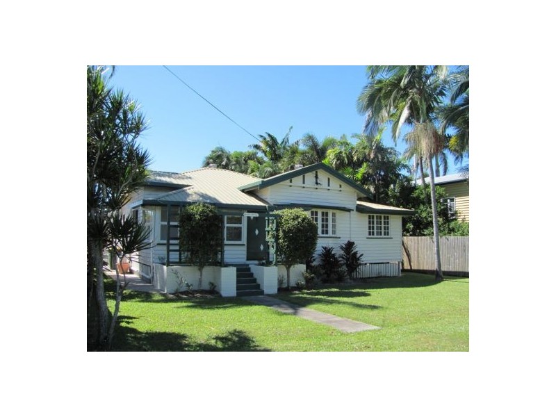 18 Beaton Street, West Mackay QLD 4740