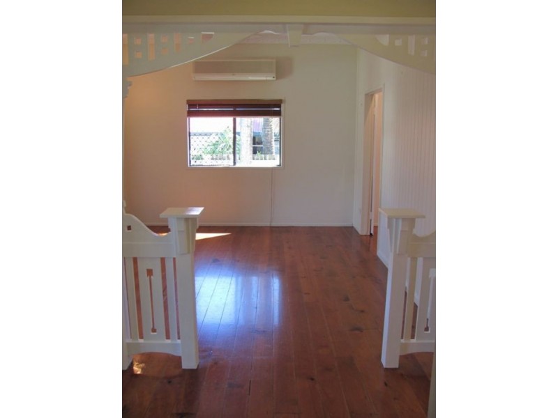 18 Beaton Street, West Mackay QLD 4740