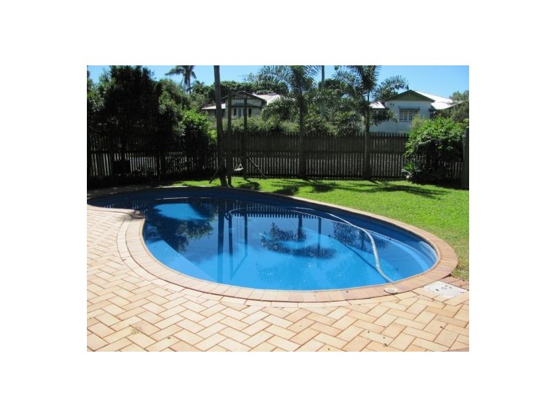 18 Beaton Street, West Mackay QLD 4740