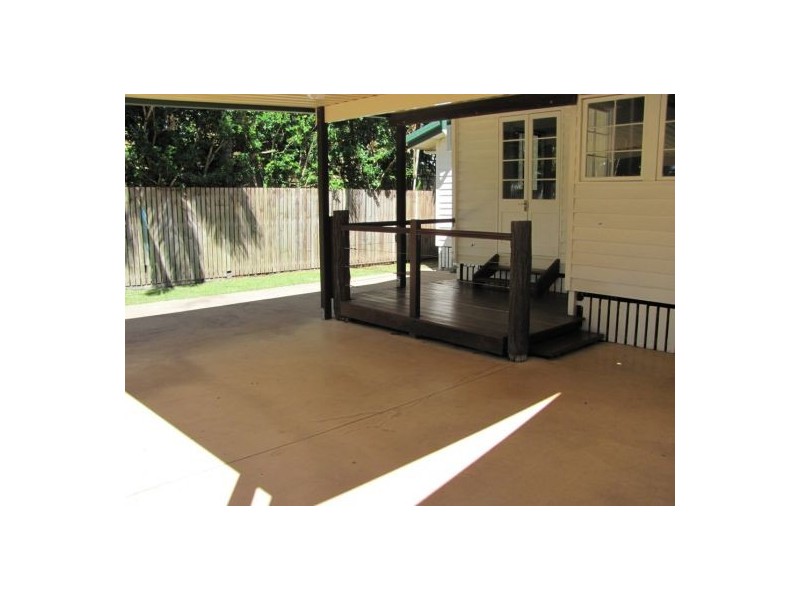 18 Beaton Street, West Mackay QLD 4740