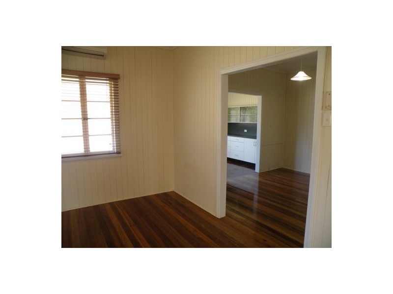 21 Ferguson Street, West Mackay QLD 4740