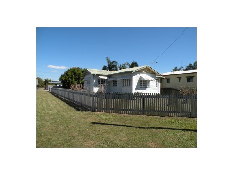 21 Ferguson Street, West Mackay QLD 4740
