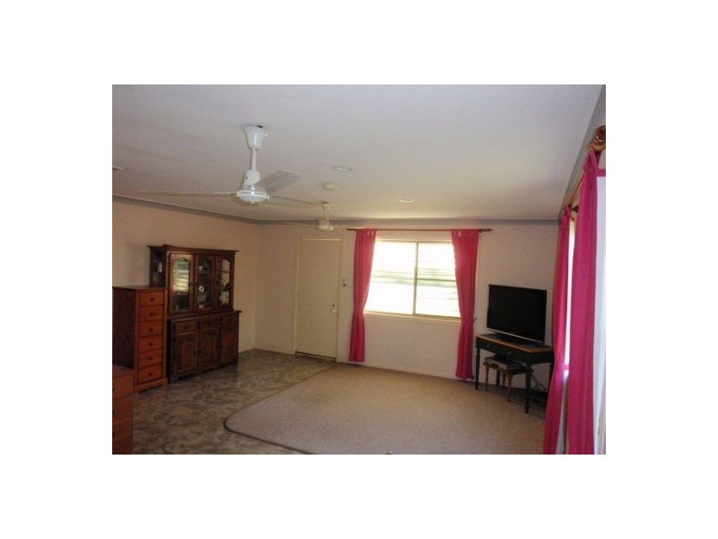 61 Windsor Drive, Hay Point QLD 4740