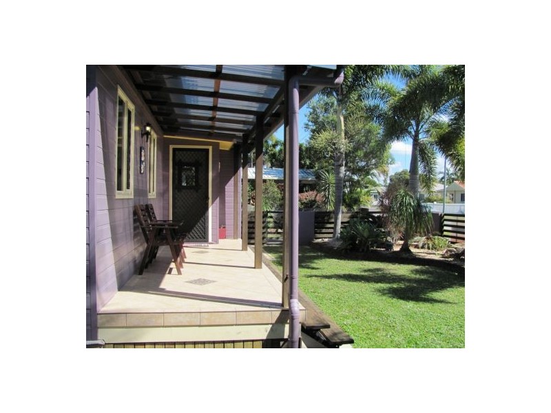 33 Pratt Street, South Mackay QLD 4740