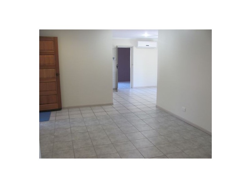 19 Waratah Street, Beaconsfield QLD 4740