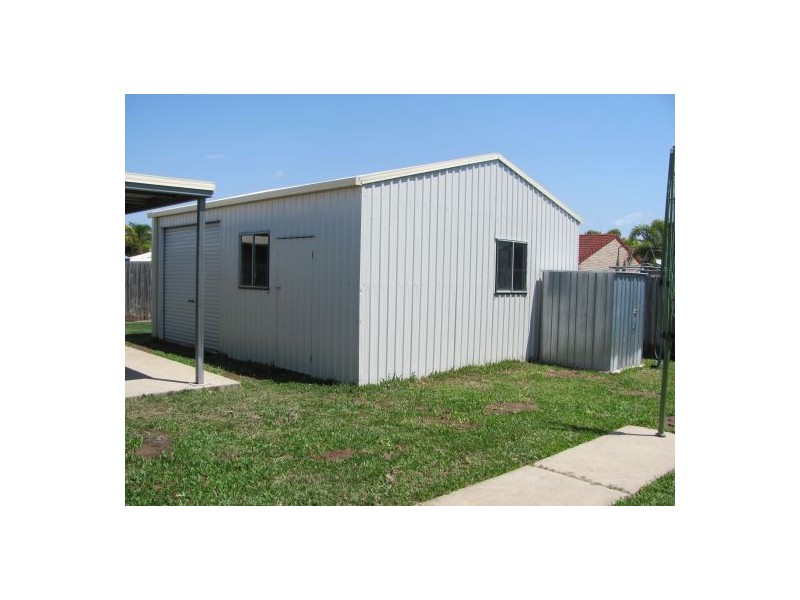 19 Waratah Street, Beaconsfield QLD 4740